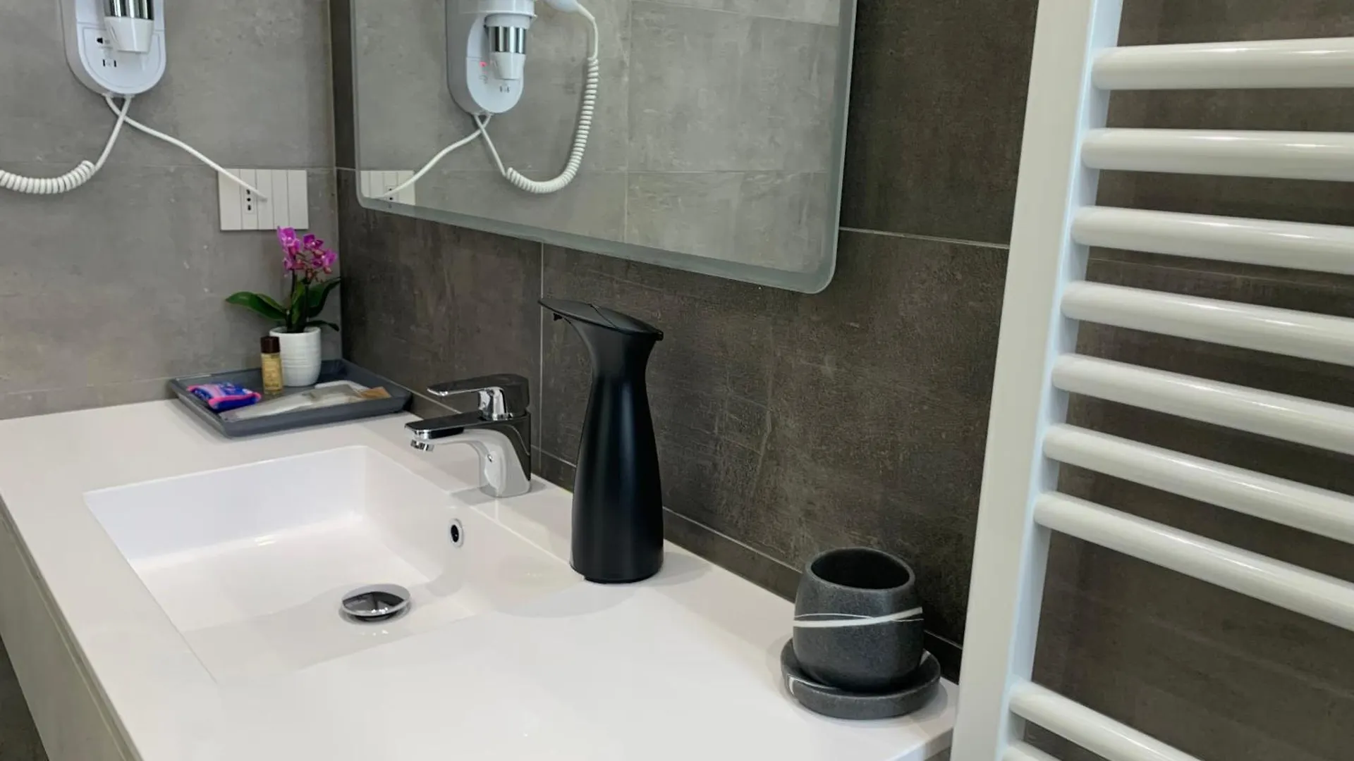Ripa150 - Smart Apartament Milano - Prada Bocconi Ieo Ied Forum Assago Navigli Duomo15Min 아파트 밀라노